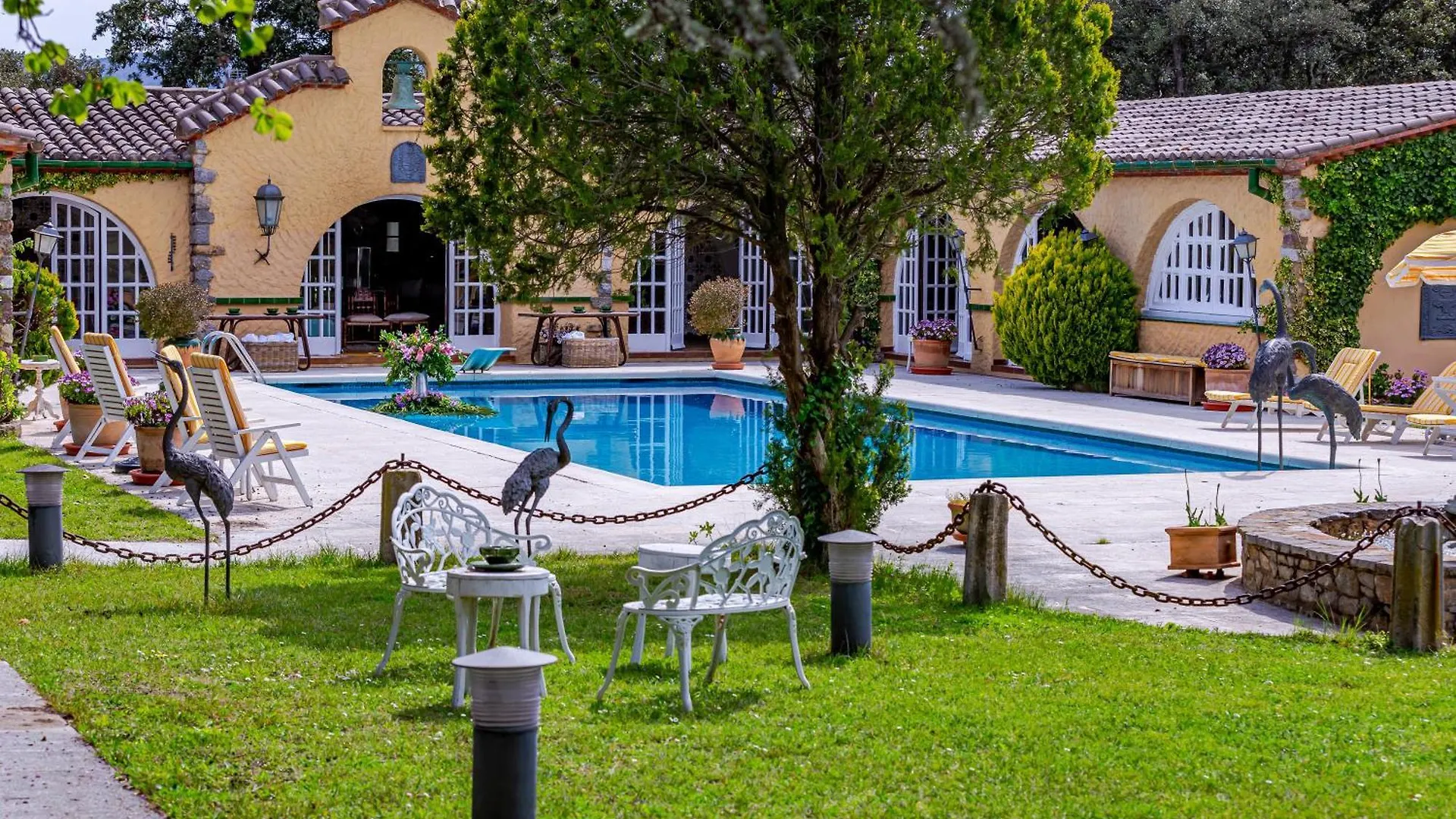 Masia Mimosa Completa Darnius Spain